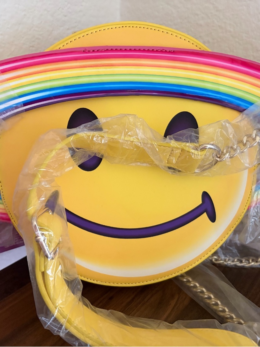 Yellow Rainbow Smiley Face Crossbody Bag - Unbranded - Picture 2 of 4
